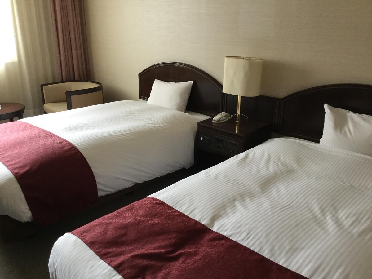 Utsunomiya Inter Resort Hotel & Golf Tsuru Country Club Exteriör bild