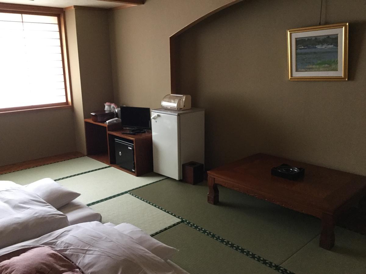 Utsunomiya Inter Resort Hotel & Golf Tsuru Country Club Exteriör bild